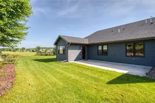 2909 Elgin Ct, River Falls, WI 54022 - Photo 33