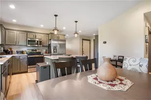 2909 Elgin Ct, River Falls, WI 54022 - Photo 15