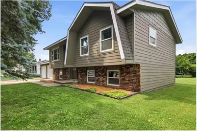 915 W Marshall Street, Rice Lake, WI 54868 - Photo 3
