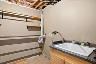 915 W Marshall St, Rice Lake, WI 54868 - Photo 27