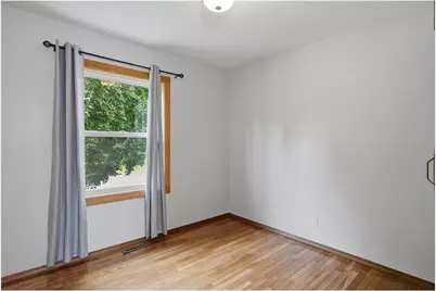 915 W Marshall Street, Rice Lake, WI 54868 - Photo 17