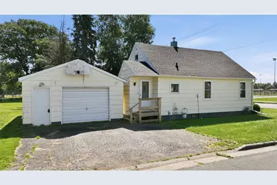 815 Augusta Street, Rice Lake, WI 54868 - Photo 5