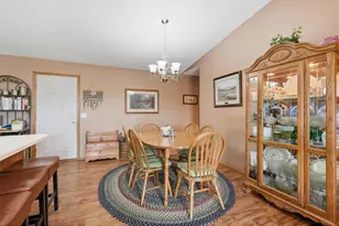 1022 W Ridge Ct, New Richmond, WI 54017 - Photo 15