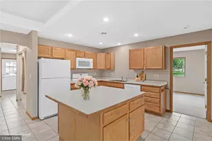 225 Helen St, Roberts, WI 54023 - Photo 9