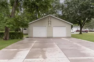 2216 3rd St, Menomonie, WI 54751 - Photo 7