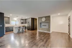 615 Vine St, Hudson, WI 54016 - Photo 13