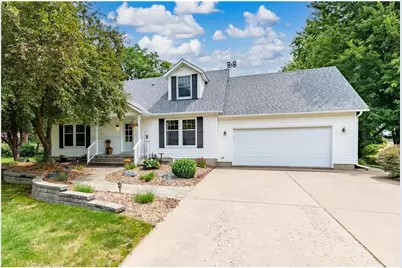 67 W Wood Ridge Drive, River Falls, WI 54022 - Photo 1