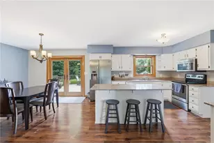 67 W Wood Rdg Dr, River Falls, WI 54022 - Photo 7
