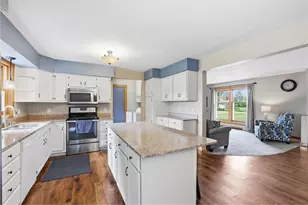 67 W Wood Rdg Dr, River Falls, WI 54022 - Photo 9