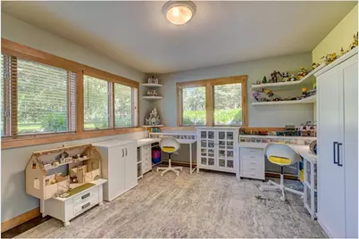 294 Salishan Drive, Troy Township, WI 54016 - Photo 15