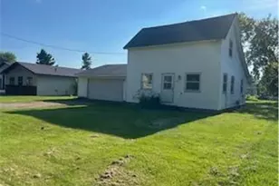 310 S 2nd St, Cameron, WI 54822 - Photo 3