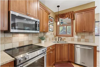 365 English Court Drive, Troy Township, WI 54016 - Photo 11