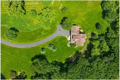 365 English Court Drive, Troy Township, WI 54016 - Photo 43