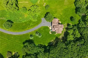 365 English Ct Dr, Troy Township, WI 54016 - Photo 43