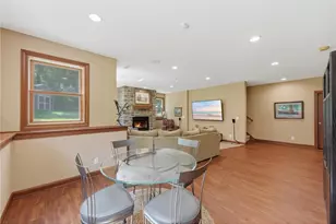 365 English Ct Dr, Troy Township, WI 54016 - Photo 31