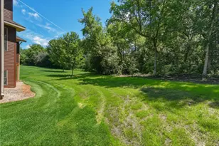365 English Ct Dr, Troy Township, WI 54016 - Photo 39