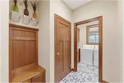 365 English Court Drive, Troy Township, WI 54016 - Photo 19