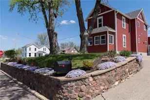 205 E Hudson St, Mondovi, WI 54755 - Photo 55