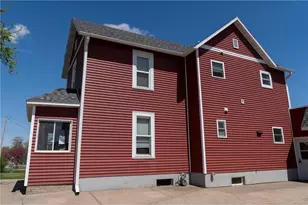 205 E Hudson St, Mondovi, WI 54755 - Photo 57
