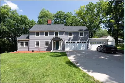 1319 Oakwood Avenue, Menomonie, WI 54751 - Photo 3