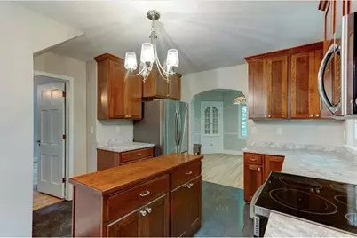 1319 Oakwood Avenue, Menomonie, WI 54751 - Photo 17