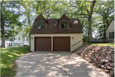 910 Oakwood Boulevard, Menomonie, WI 54751 - Photo 5