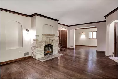 910 Oakwood Boulevard, Menomonie, WI 54751 - Photo 9