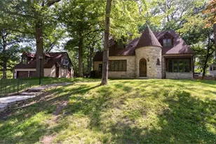 910 Oakwood Blvd, Menomonie, WI 54751 - Photo 43