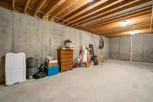 512 19th St, Menomonie, WI 54751 - Photo 27