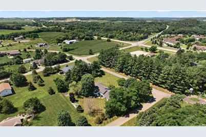 N7992 988th Street, River Falls Township, WI 54022 - Photo 55