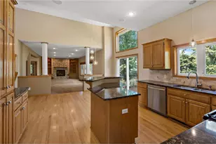 701 Heron Circle, Oakdale, MN 55128 - Photo 11