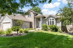 701 Heron Circle, Oakdale, MN 55128 - Photo 3