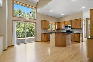 701 Heron Circle, Oakdale, MN 55128 - Photo 7