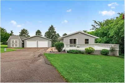 843 Yellowstone Trail, Hudson, WI 54016 - Photo 3