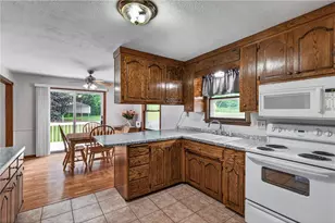 843 Yellowstone Trail, Hudson, WI 54016 - Photo 5