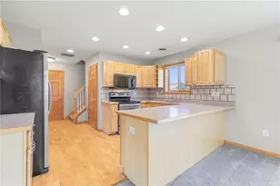 415 Sierra Pl, Roberts, WI 54023 - Photo 11