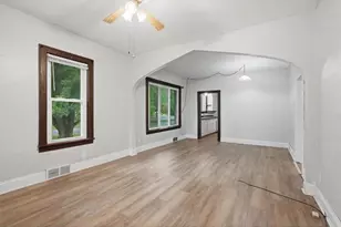 146 W Winter Ave, Elmwood, WI 54740 - Photo 5