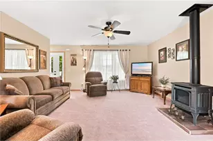 1423 County Rd GG, Richmond, WI 54017 - Photo 9