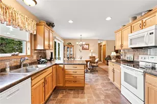 1423 County Rd GG, Richmond, WI 54017 - Photo 15