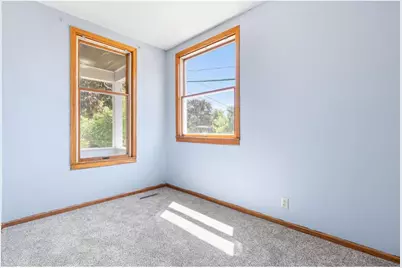979 Victoria Street, Saint Paul, MN 55103 - Photo 13