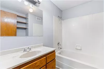 979 Victoria Street, Saint Paul, MN 55103 - Photo 19