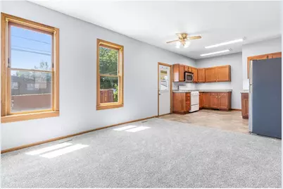 979 Victoria Street, Saint Paul, MN 55103 - Photo 7
