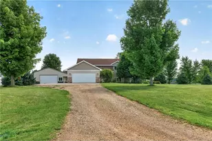 1456 129th St, New Richmond, WI 54017 - Photo 3