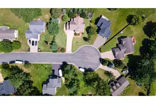 1015 Prairie Cir, Menomonie, WI 54751 - Photo 9