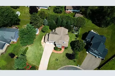 1015 Prairie Circle, Menomonie, WI 54751 - Photo 7
