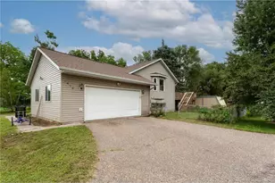 1010 Hampshire St, Prescott, WI 54021 - Photo 3