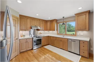 148 Medinah Circle, Lake City, MN 55041 - Photo 9