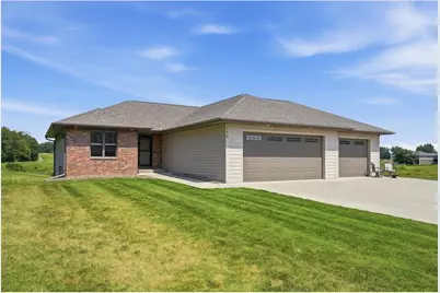 148 Medinah Circle, Lake City, MN 55041 - Photo 1