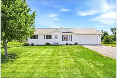 418 Marc Street, Star Prairie, WI 54026 - Photo 3