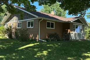 E910 Cedar Rd, Eau Claire, WI 54701 - Photo 5